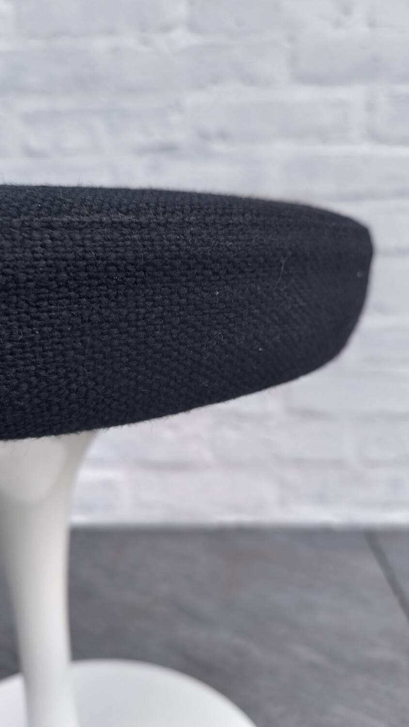 Knoll International Eero Saarinen stool 1970