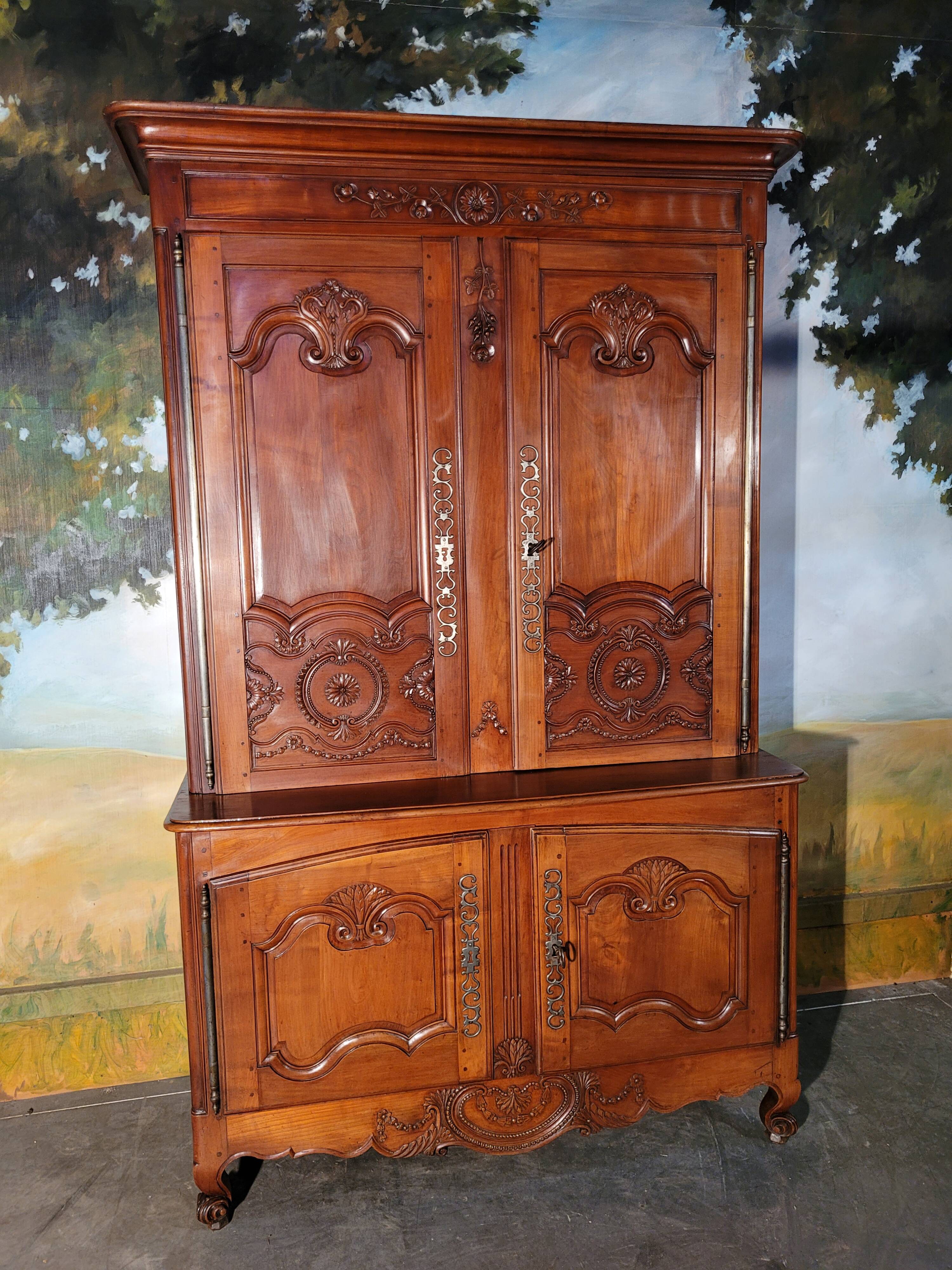 Buffet two bodies Louis XV period