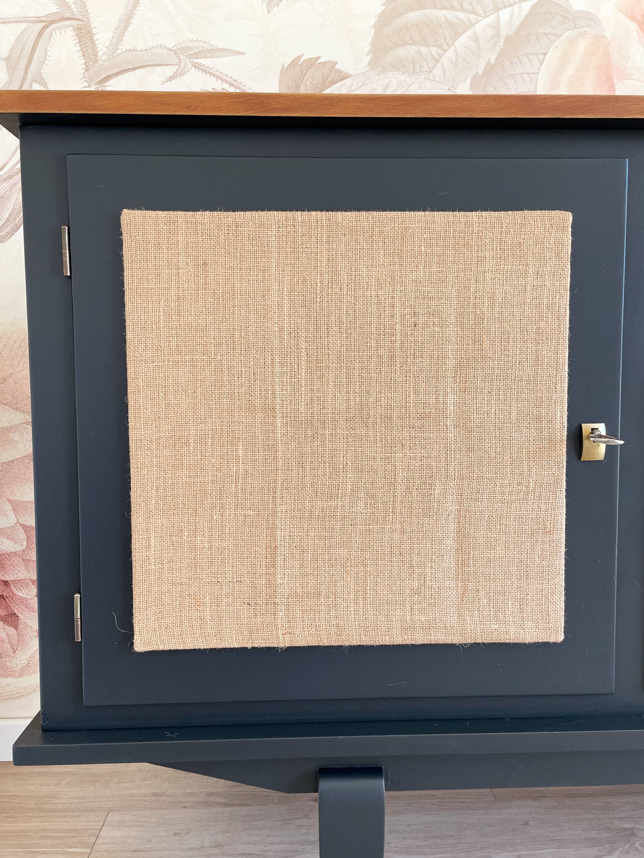 Revisited Vintage Enfilade