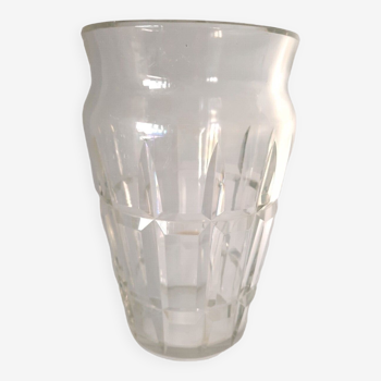 Petit vase en cristal de baccarat modele nadine