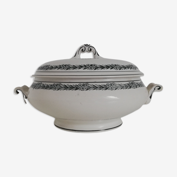 Vintage tureen or vegetable bowl