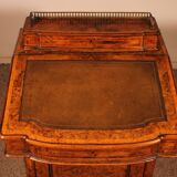 Davenport desk in burr walnut and inlays from the first part of