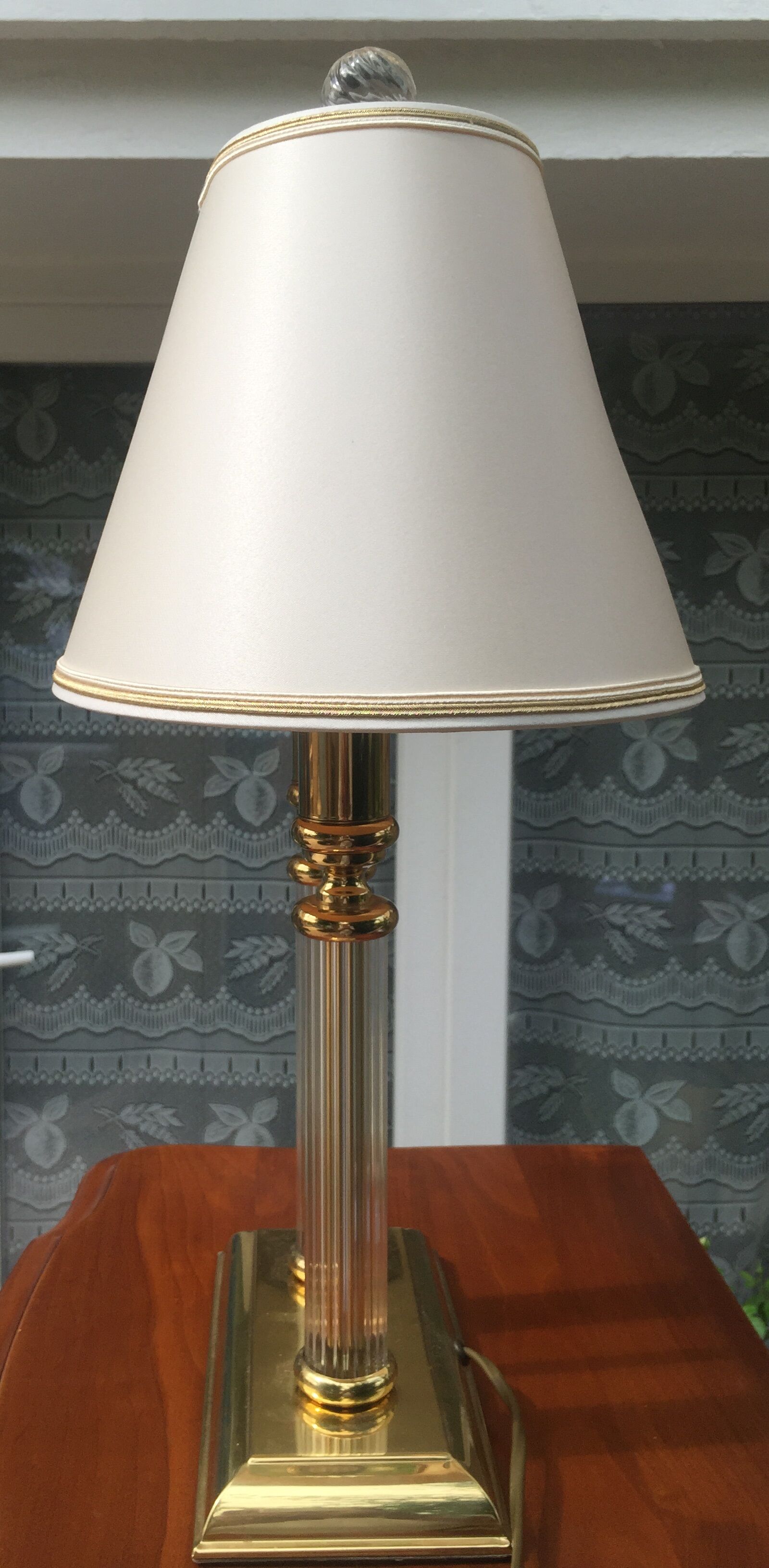 Lampe modèle Lussac de la marque Le Dauphin 1970