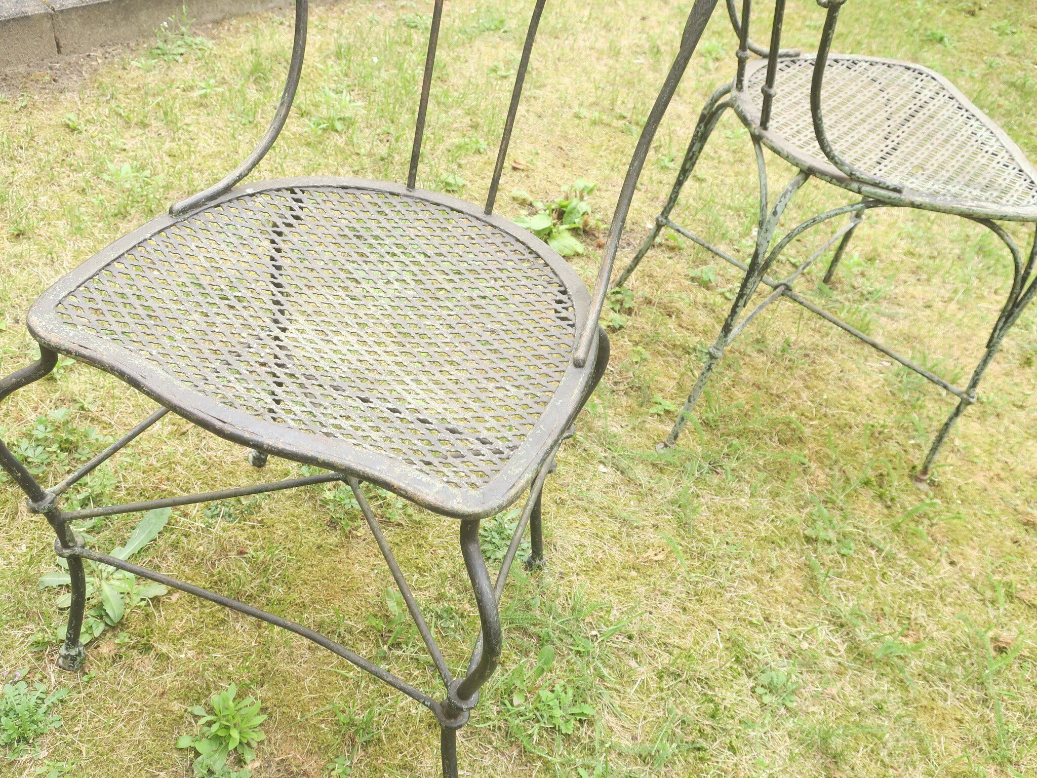 Antique wrought iron garden chairs, set of 2
