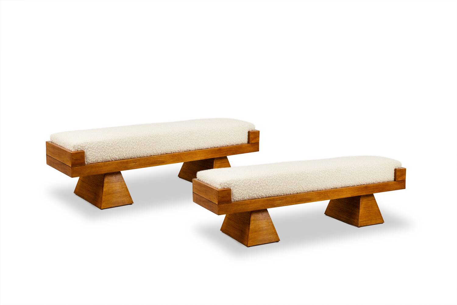 Bench in blond ash. Small-scale Italian craftsmanship. Contemporary.