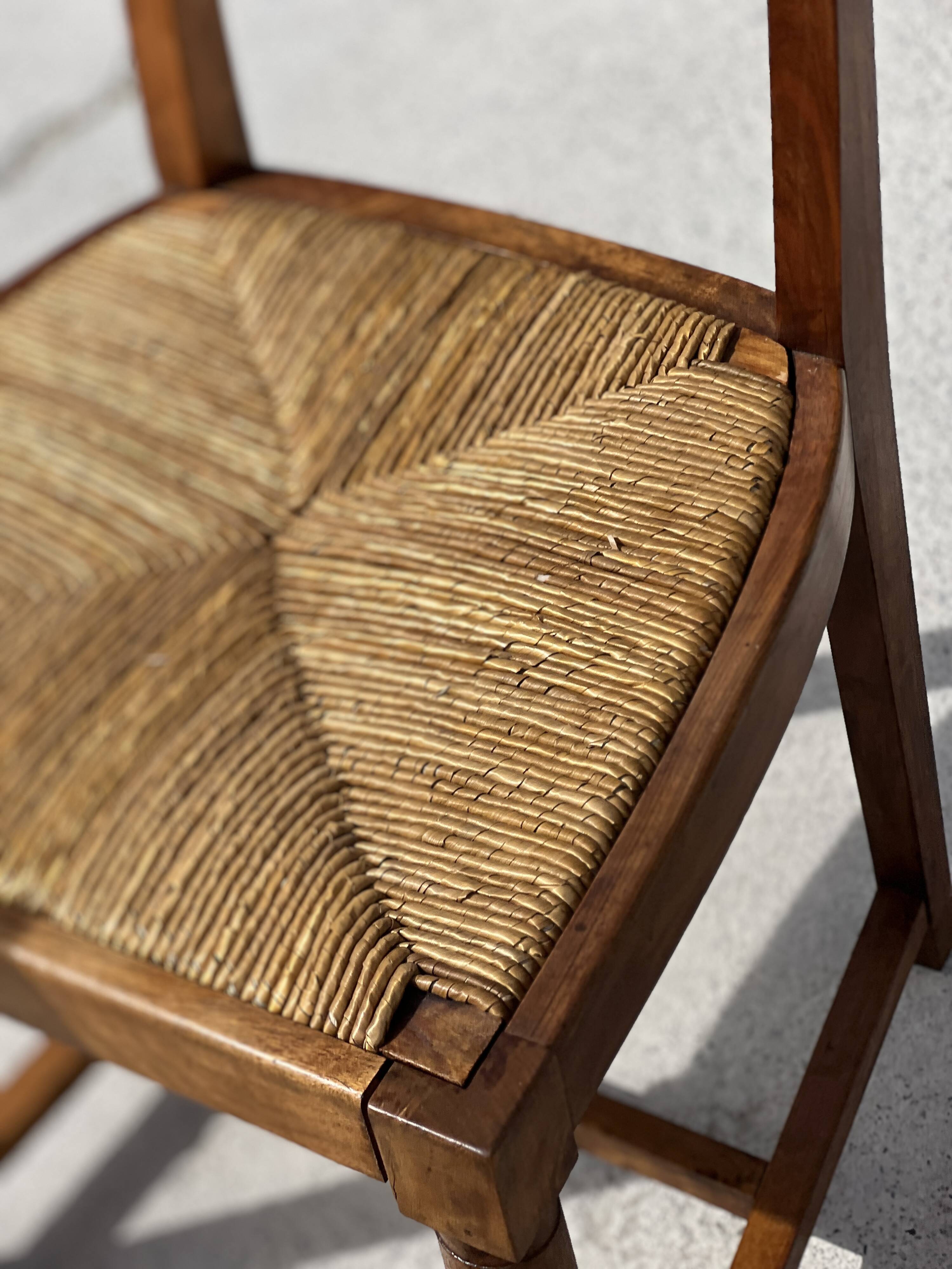 Set of 4 neo-Basque chairs in turned walnut