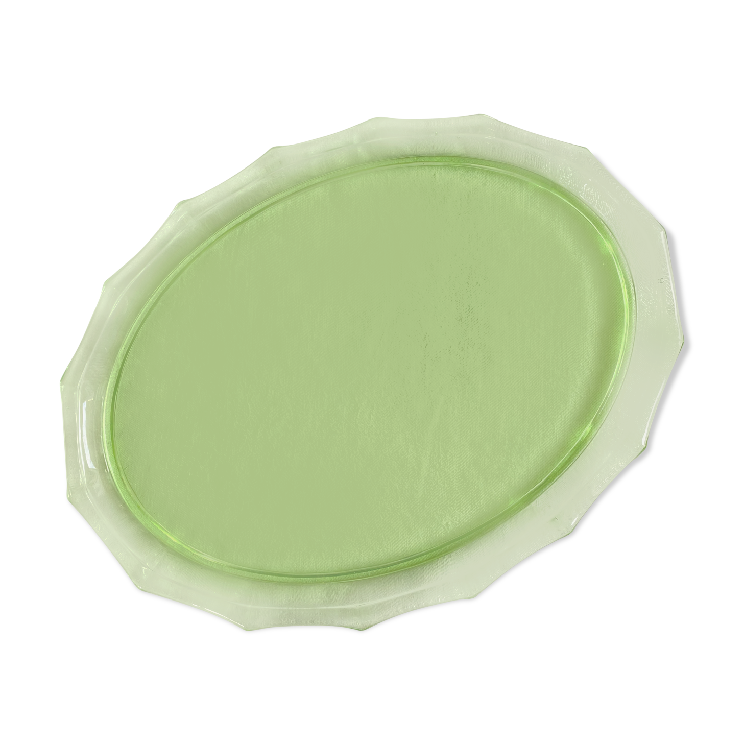 Art Deco dish in Ouraline