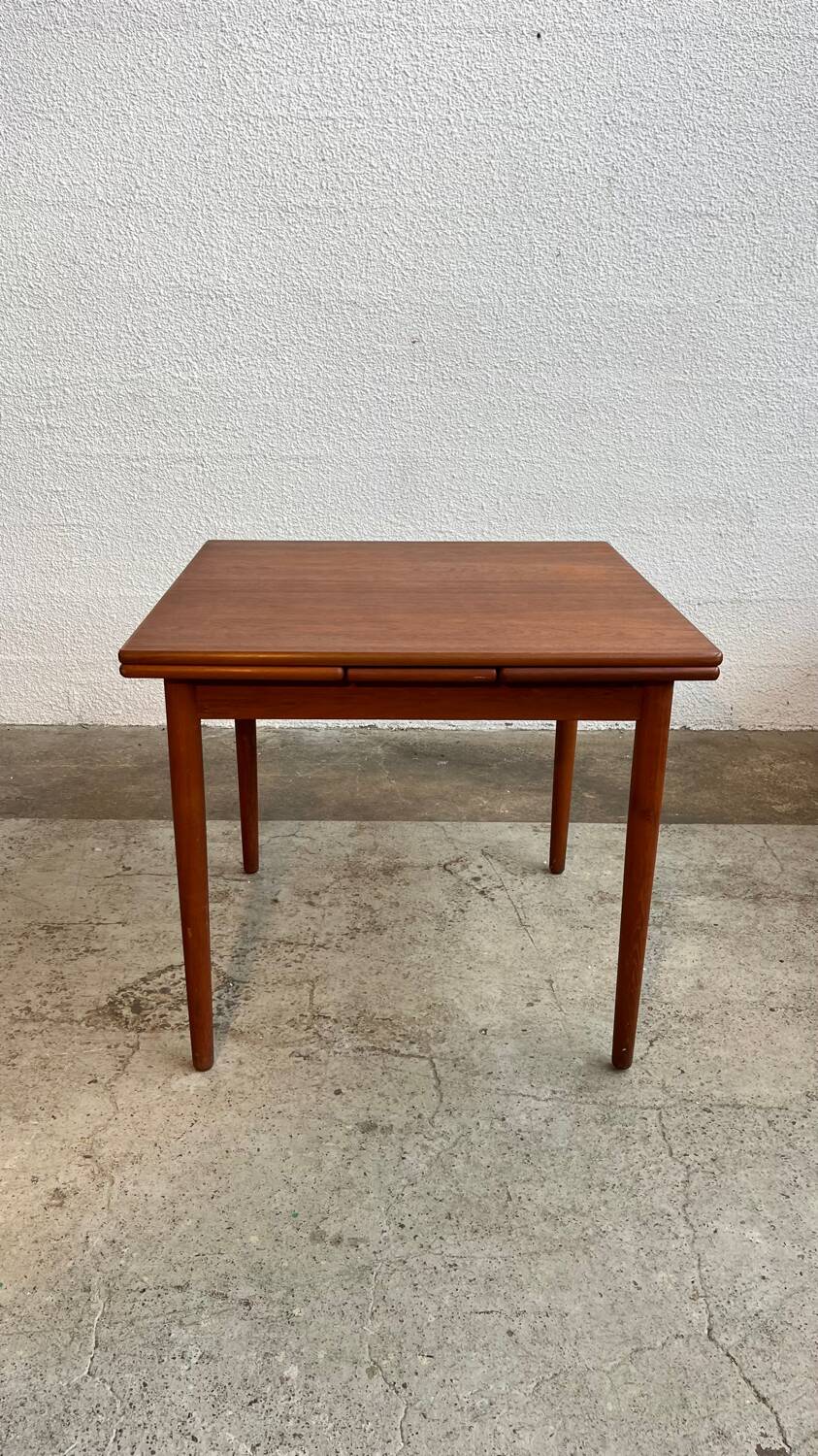 Table scandinave avec rallonges
