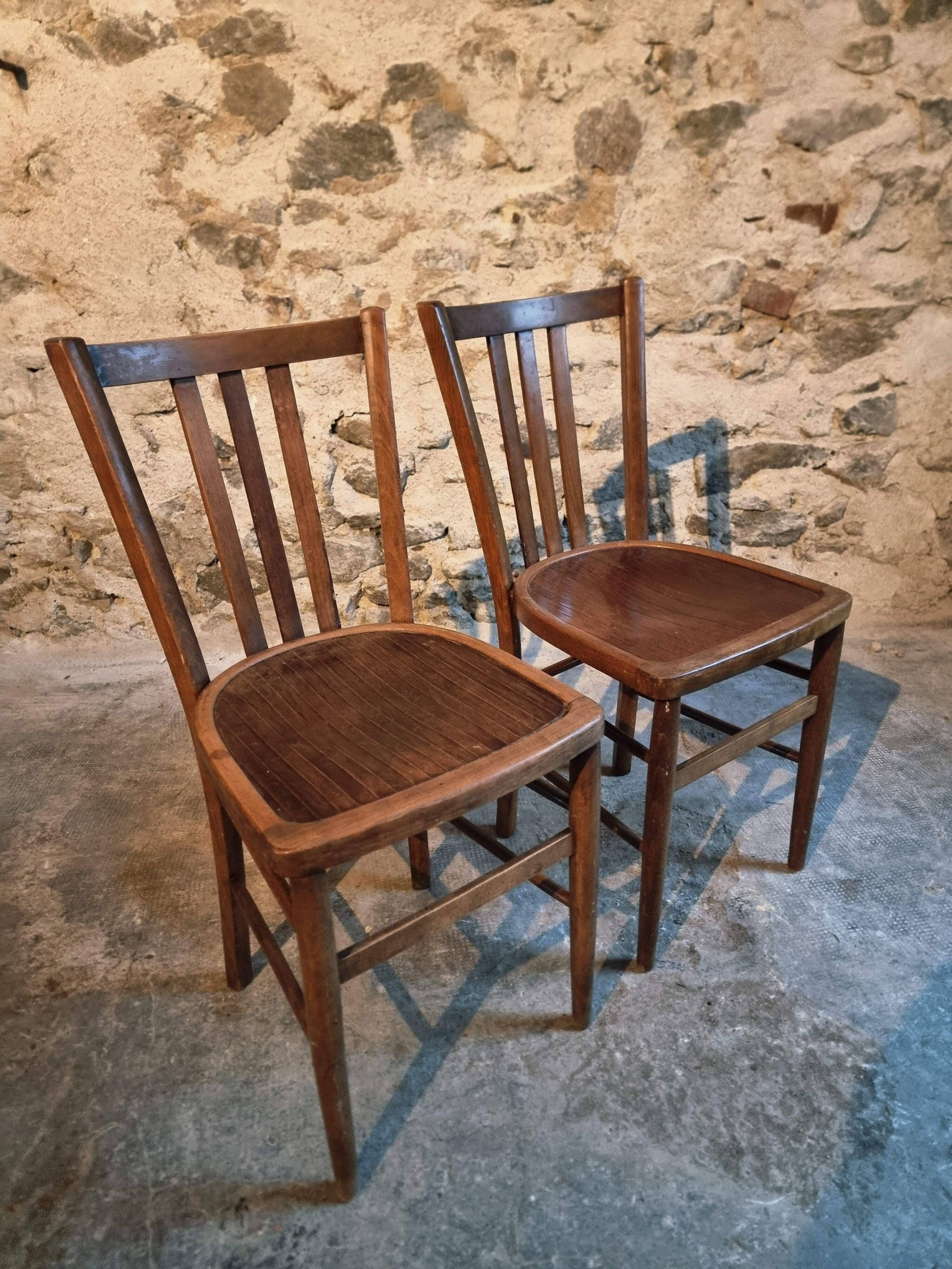 Pair of Luterma beechwood bistro chairs, early 20th century – Made in Estonia