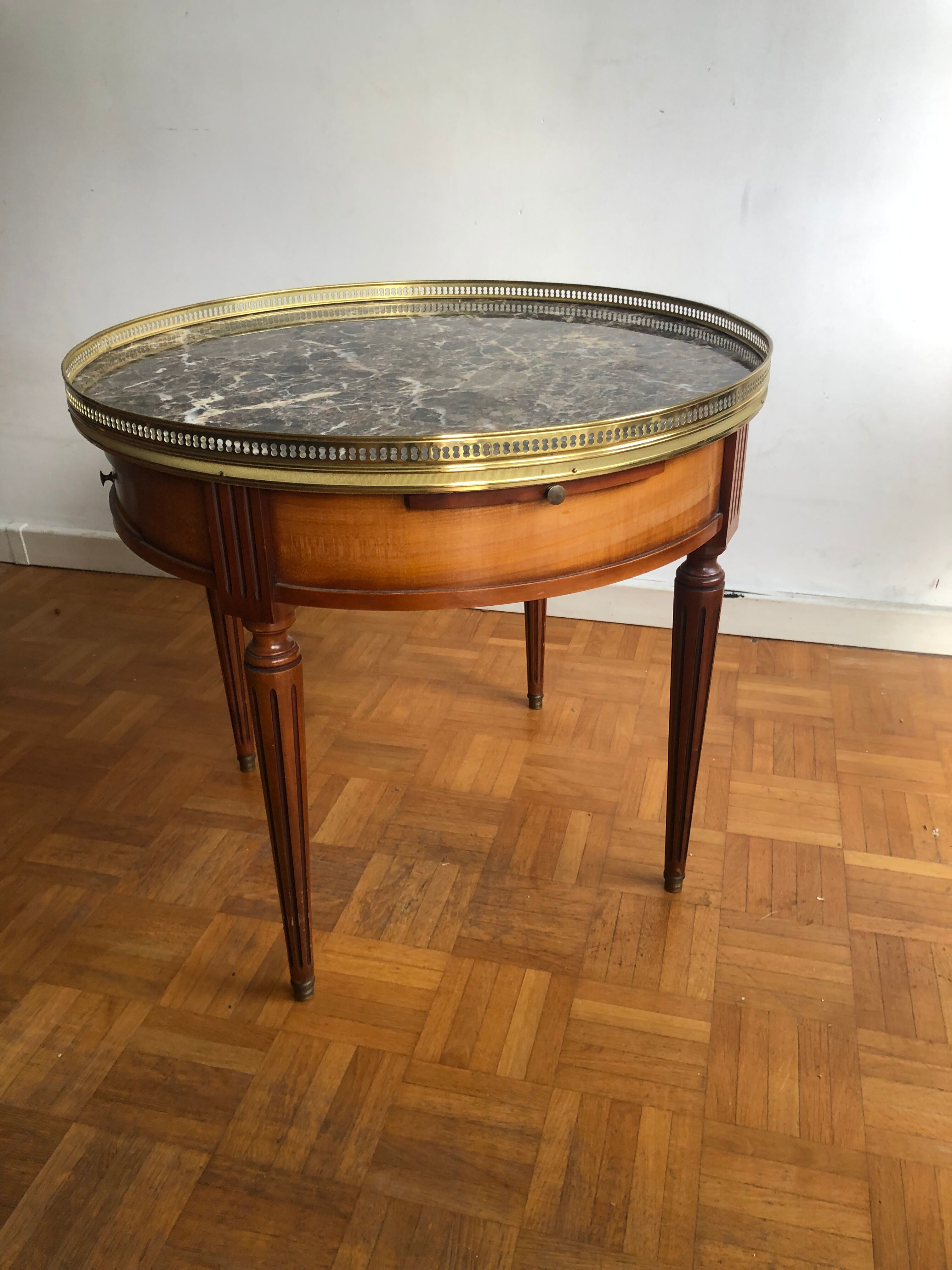 Bouillotte table with grey marble