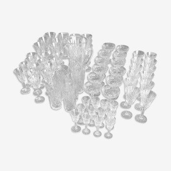St Louis style crystal glasses, 71 glasses