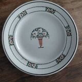 Footed plate from Longwy