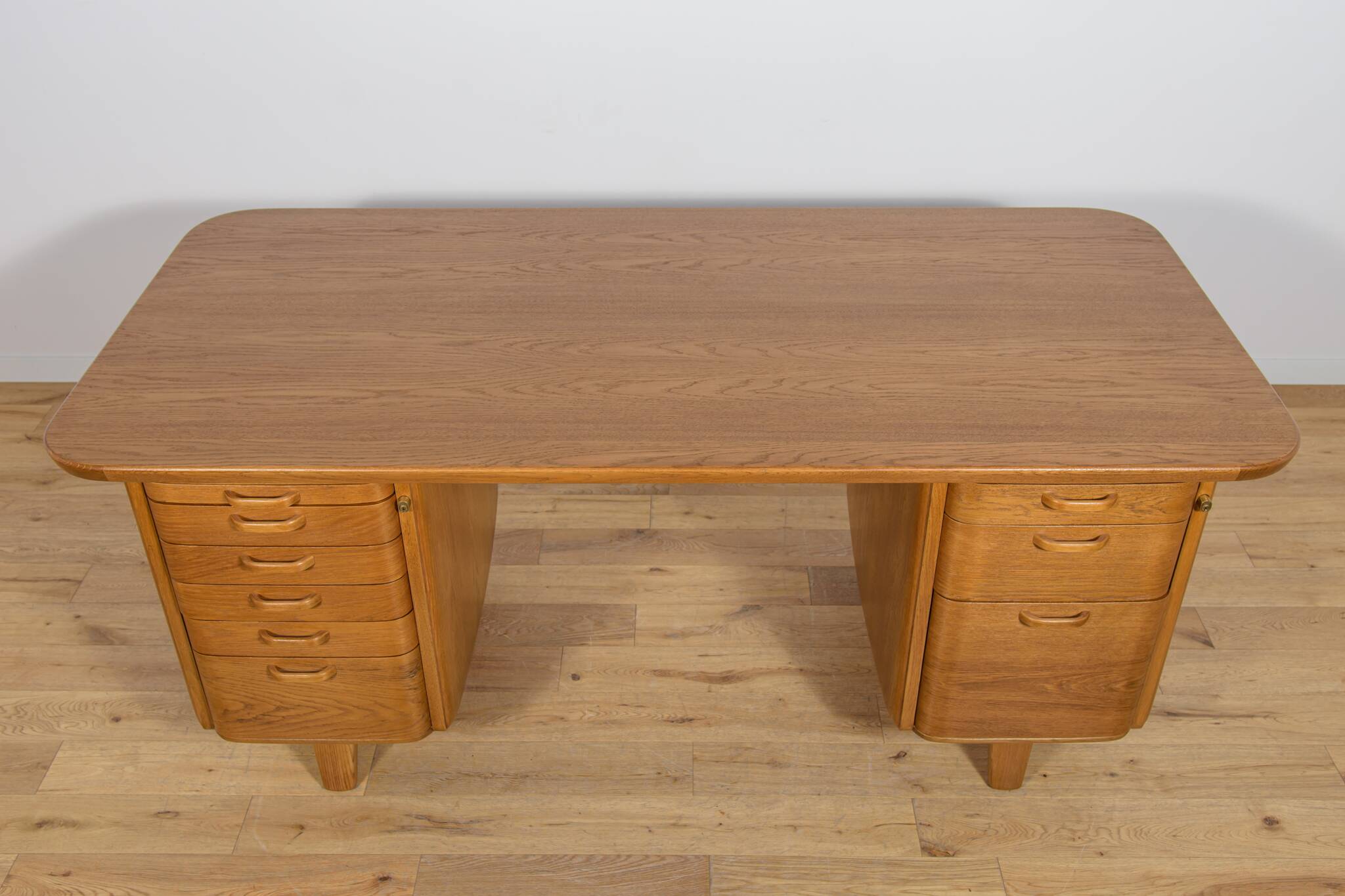 Art Deco Oak Freestanding Desk by Gunnar Ericsson for Facit AB Buromöbel