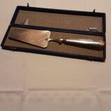 Silver metal pie shovel