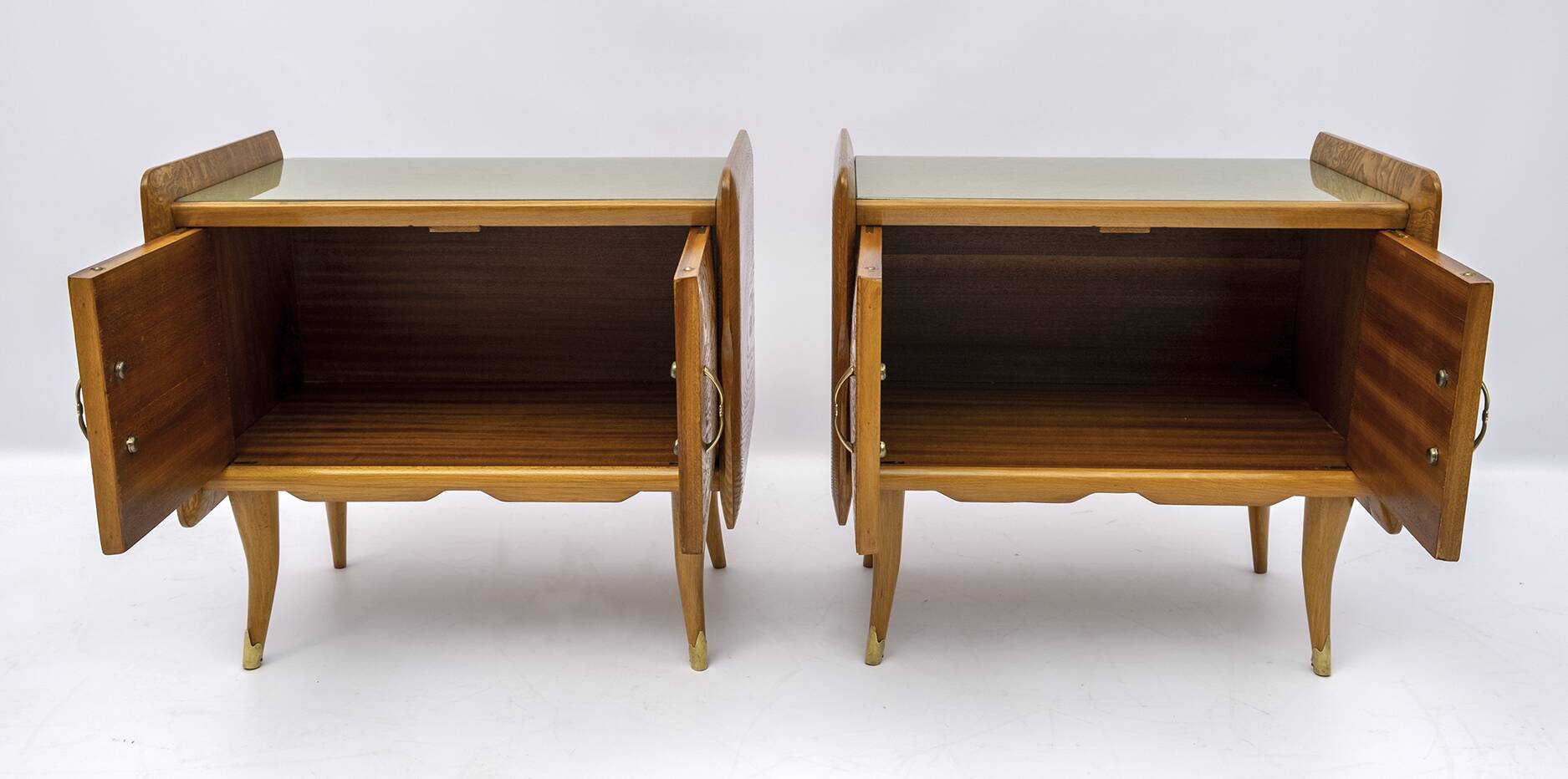 Pair of Art Deco Italian Bedside Tables White Ash Briar, 1920s