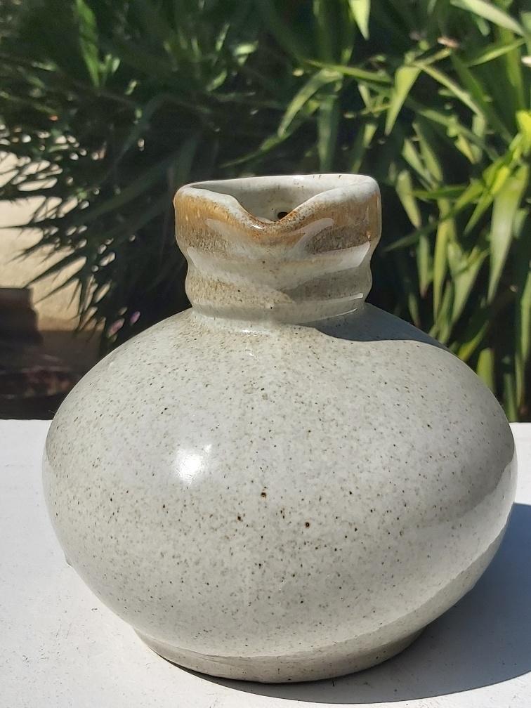 Pitcher Jean Austruy in sandstone