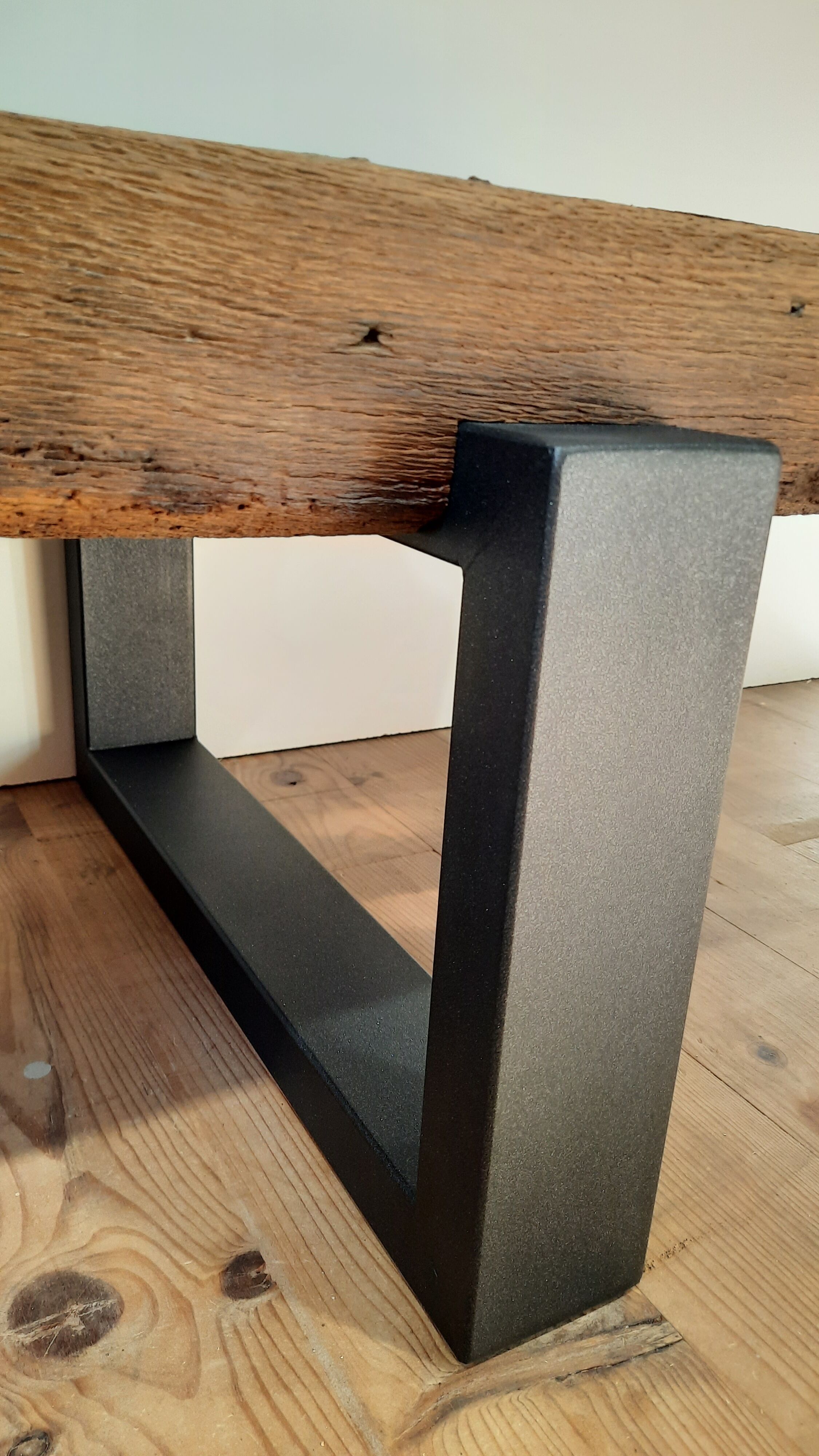 Meuble bas style industriel en chêne
