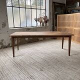 Farmhouse table with spindle legs 2m