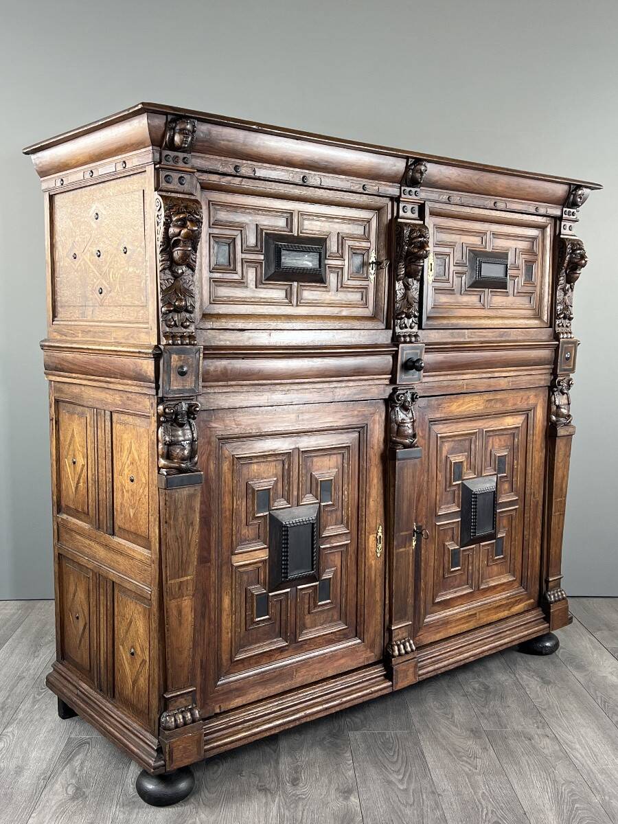 Antique carved wooden buffet in Renaissance style, late 18th / early 19th century.