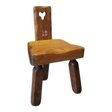 Tripod chair for children, Scandinavian chalet brutalist design.