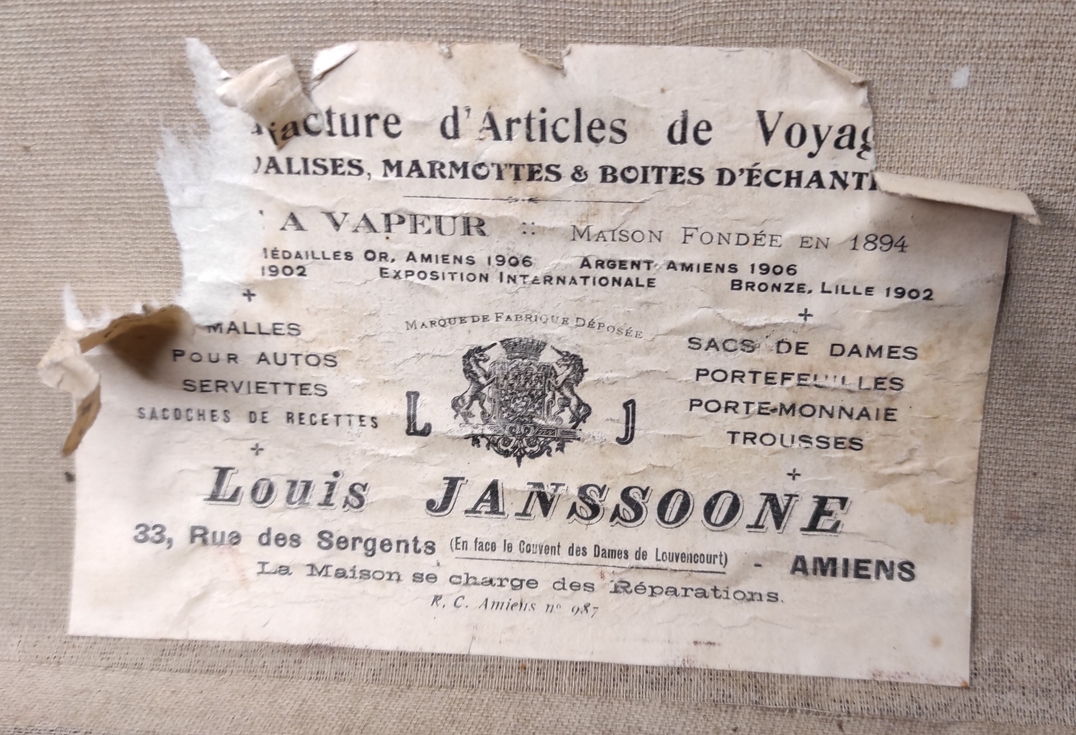 Old suitcase 40s / 50s