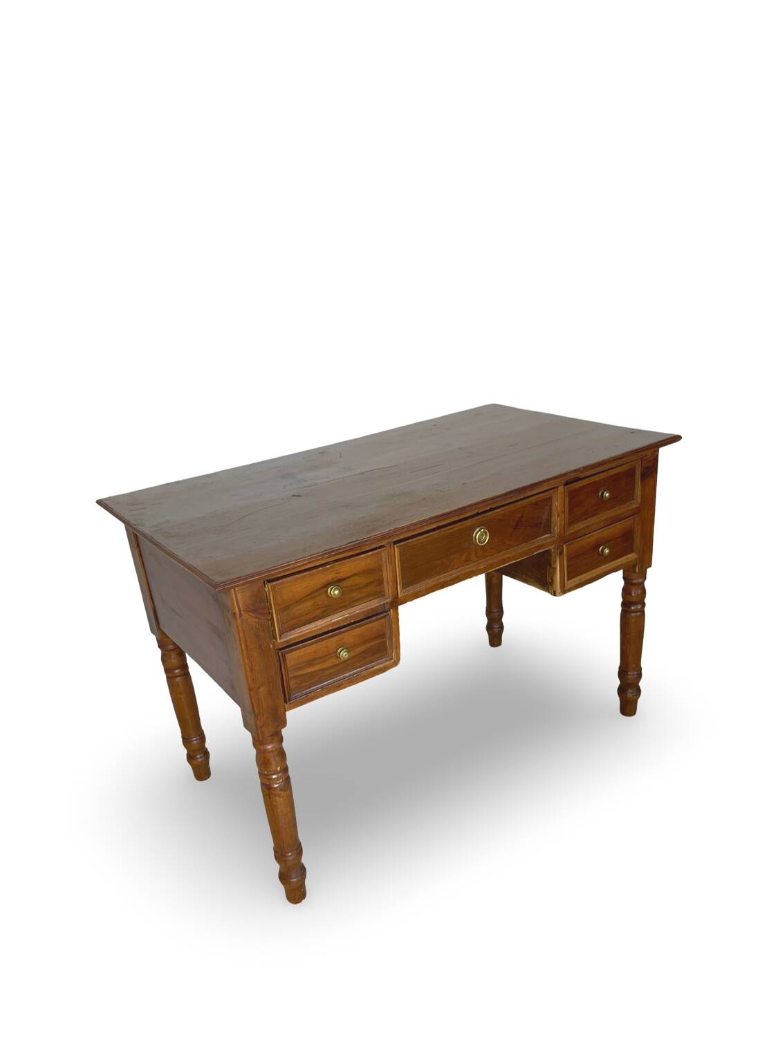 Italian pine wood centre writing desk from the 1960s, a reproduction o