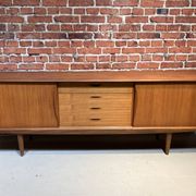 Enfilade en teck par Henry Walter Klein pour Bramin, Danemark années 60