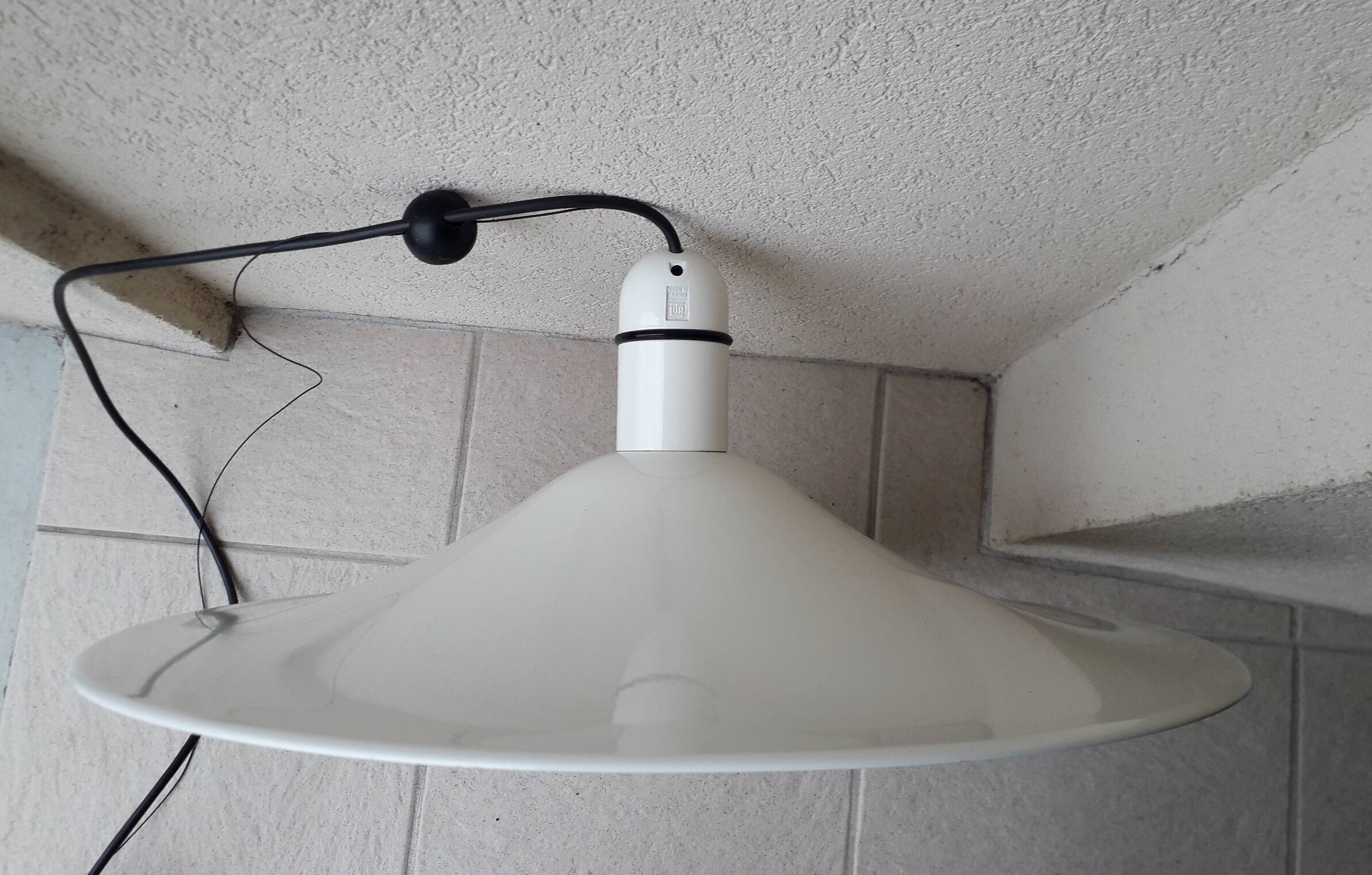 White Lita pendant light