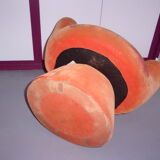 Armchair child vintage hand-shaped