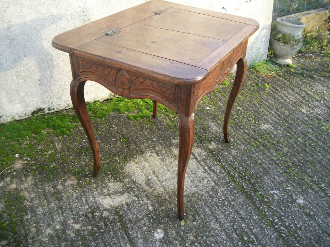 Table - dressing table - desk