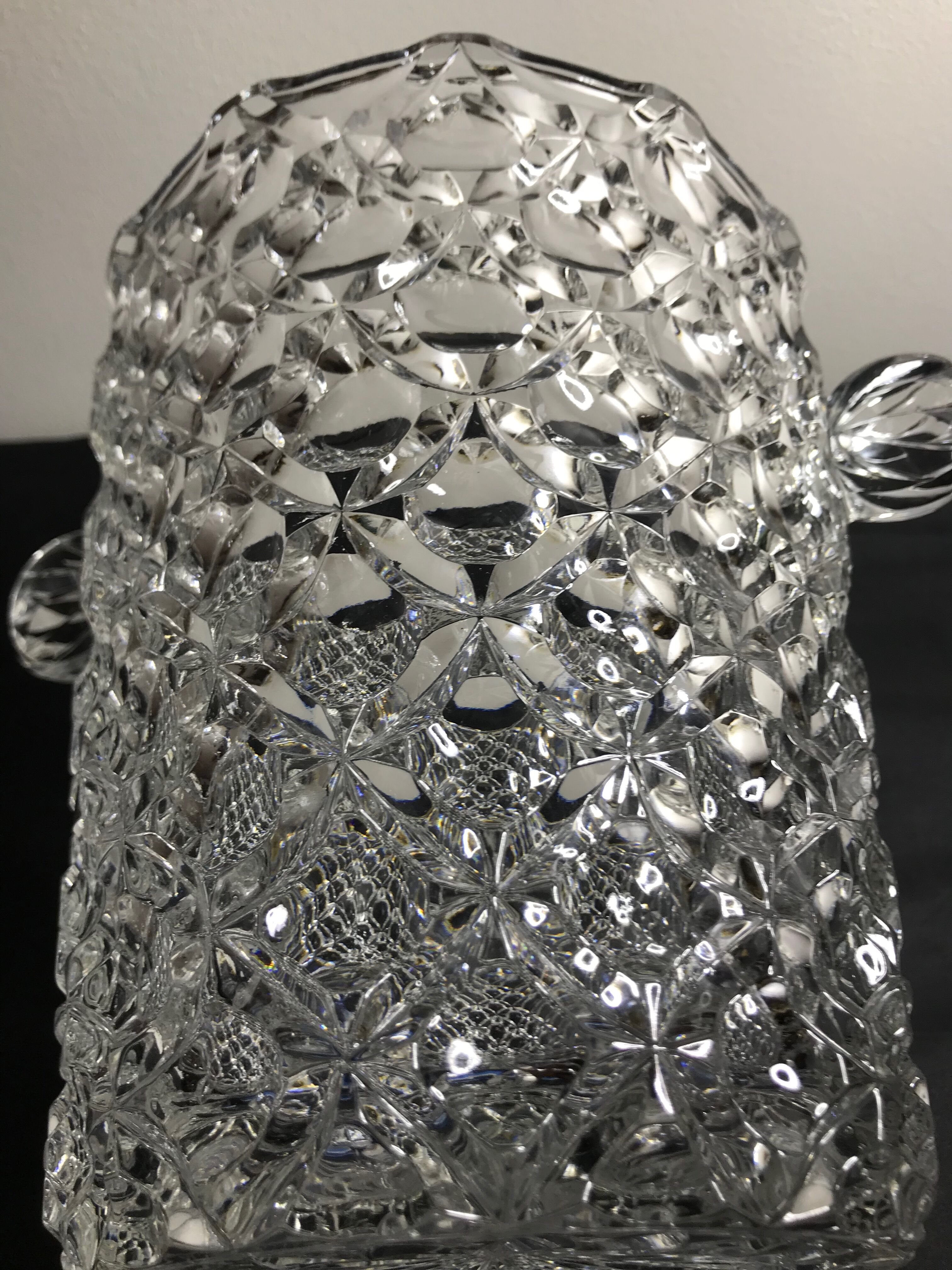 Crystal champagne bucket