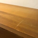 String shelf