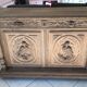 Buffet ancien sculpté et sablé
