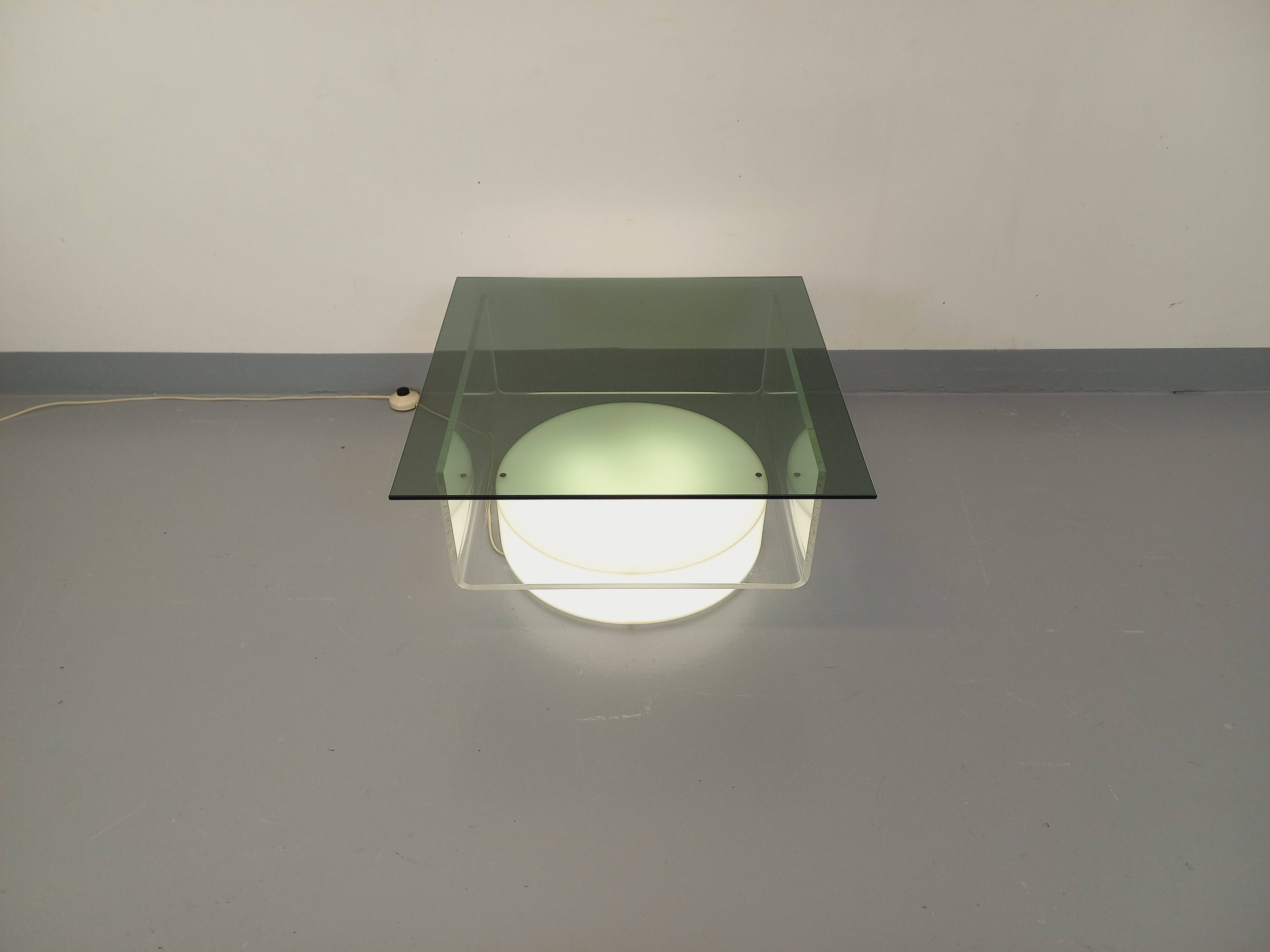 Vintage Italian square illuminated coffee table in glass and plexiglass
