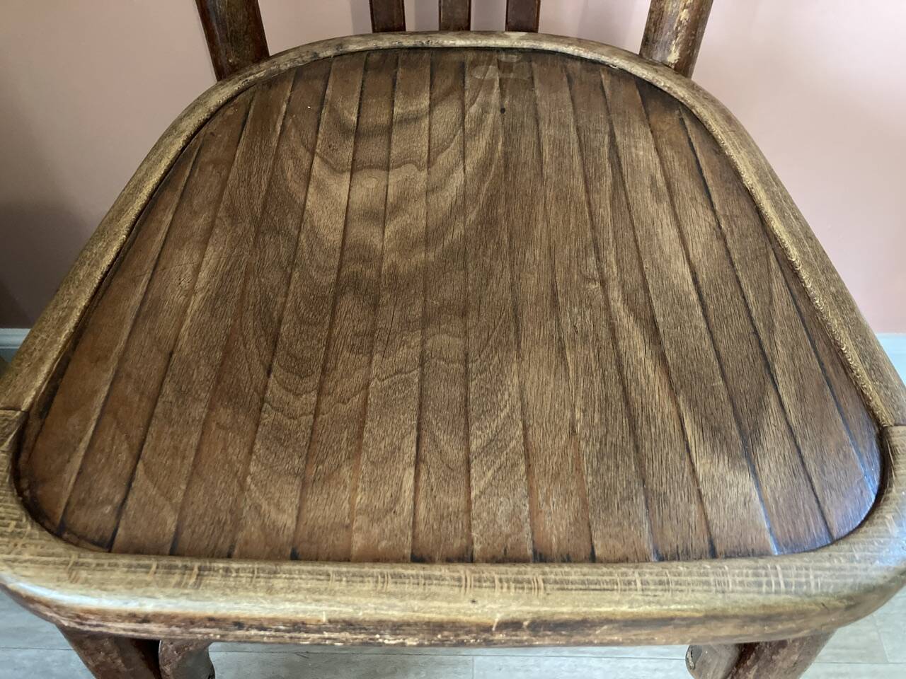 Lot de 3 chaises bistrots anciennes