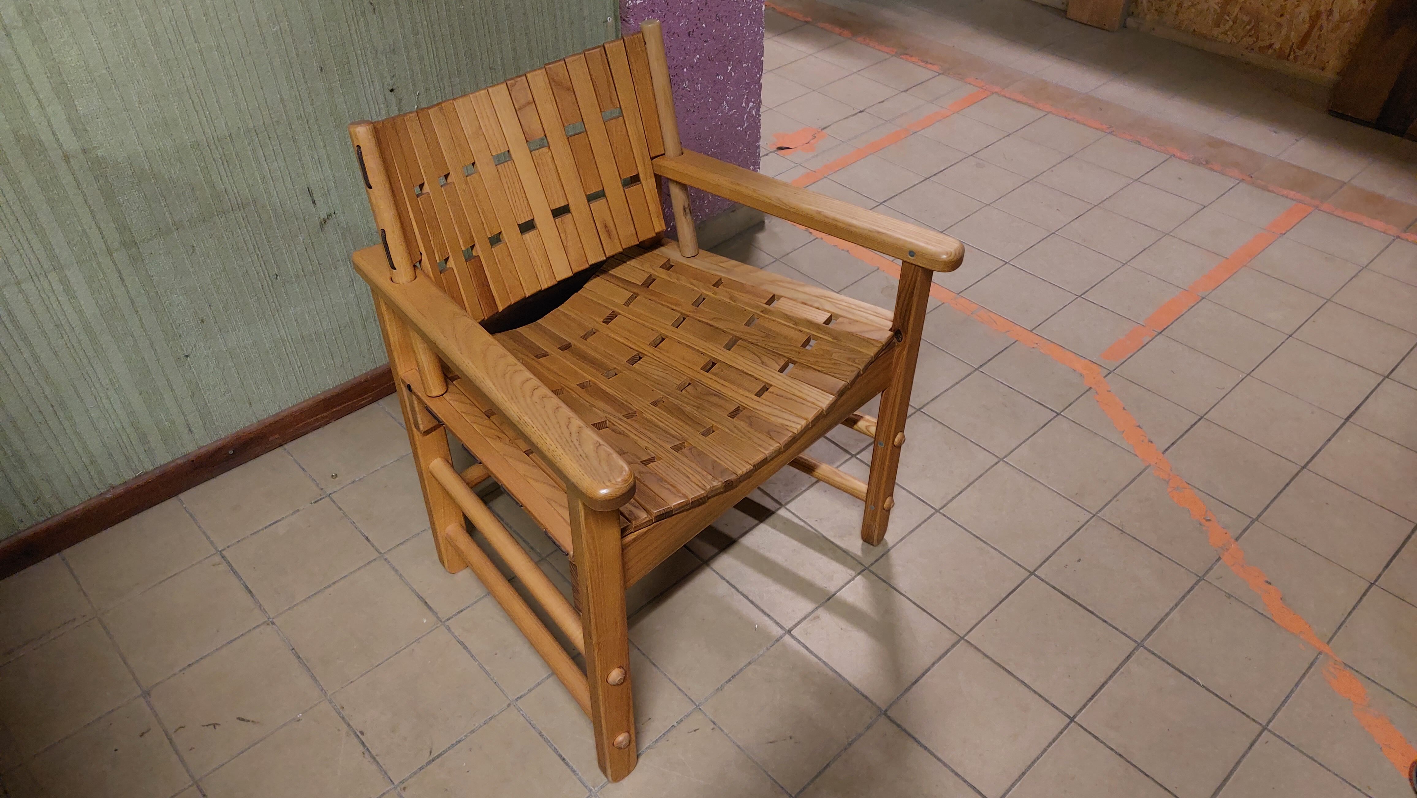 Fan armchair in Scandinavian style locust