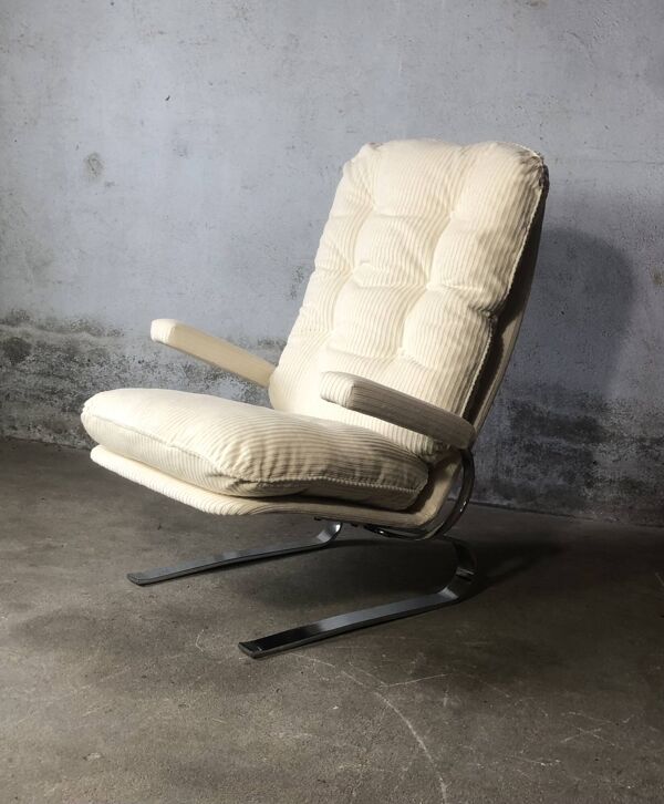 Fauteuil en velours beige et métal chromé, 1970