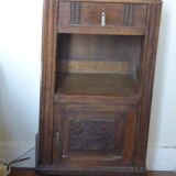 Chevet en bois et marbre rose fleurs ciselés art deco