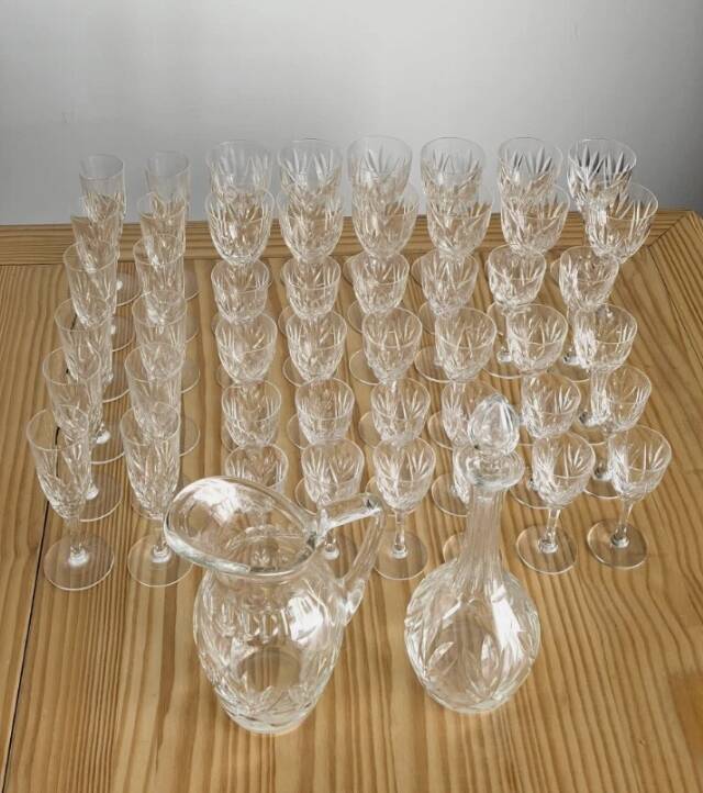 Complete Saint Louis crystal service - Chantilly pattern (50 pieces)
