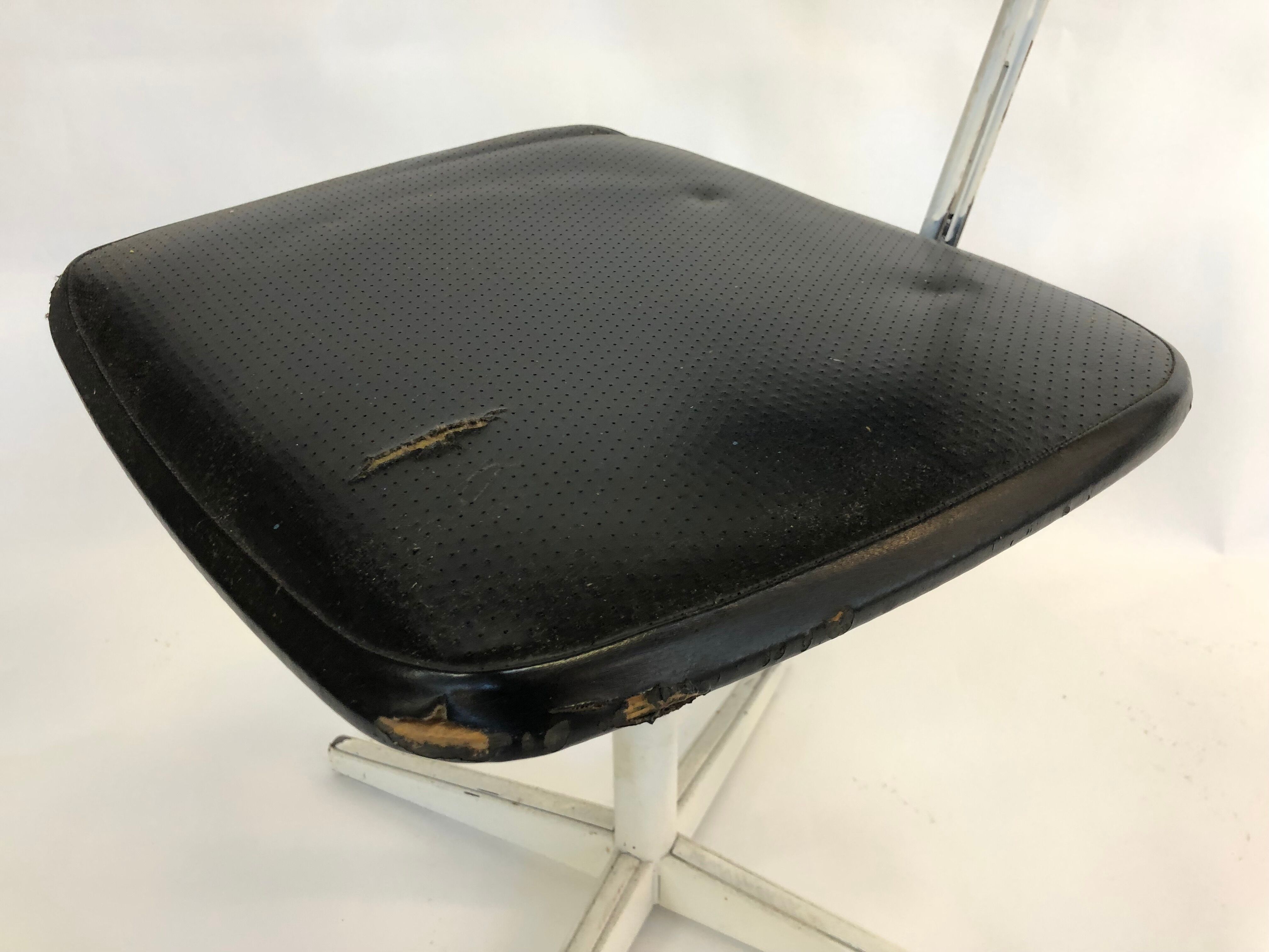 Work chair designed by Friso Kramer for Ahrend De Cirkel Netherlands