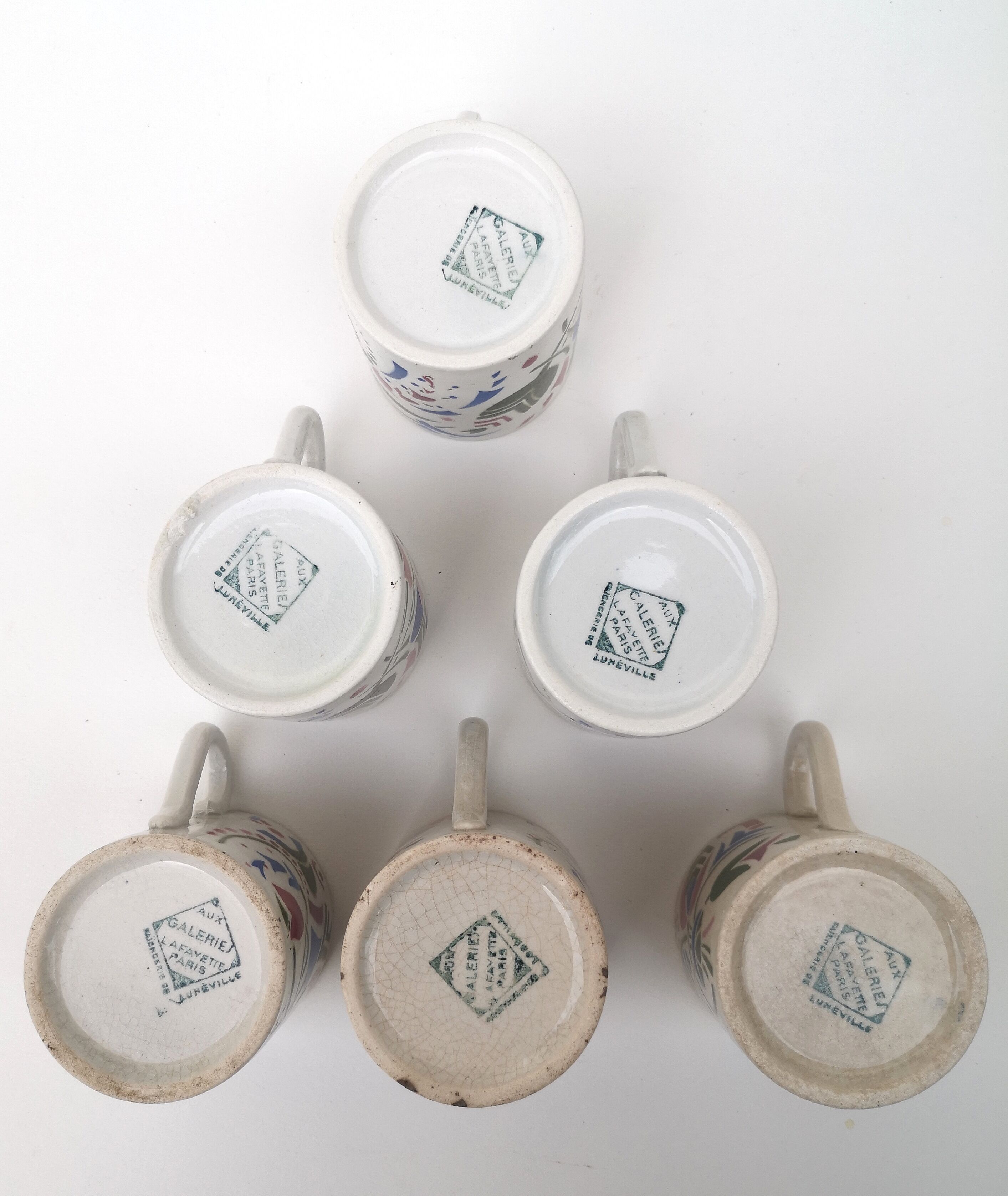 Art Deco coffee cups Galeries Lafayette