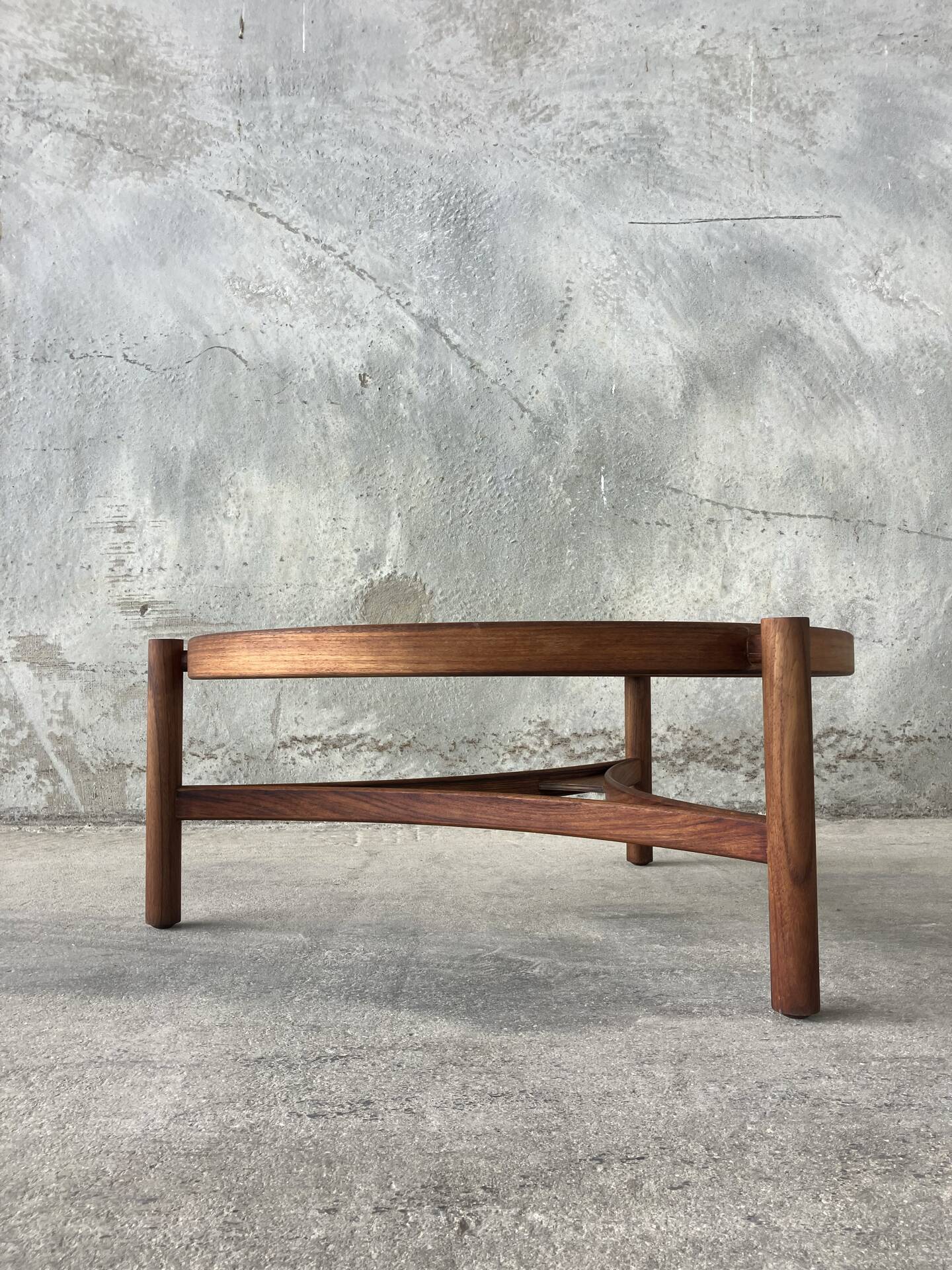 Table basse modèle 775 de Gianfranco Frattini, Cassina, Italie, 1964