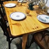 Rabat farm table