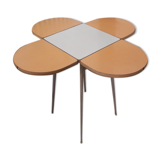 Table fleur formica