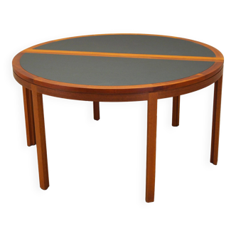 Table ronde en teck, design danois, années 1970, production : Danemark