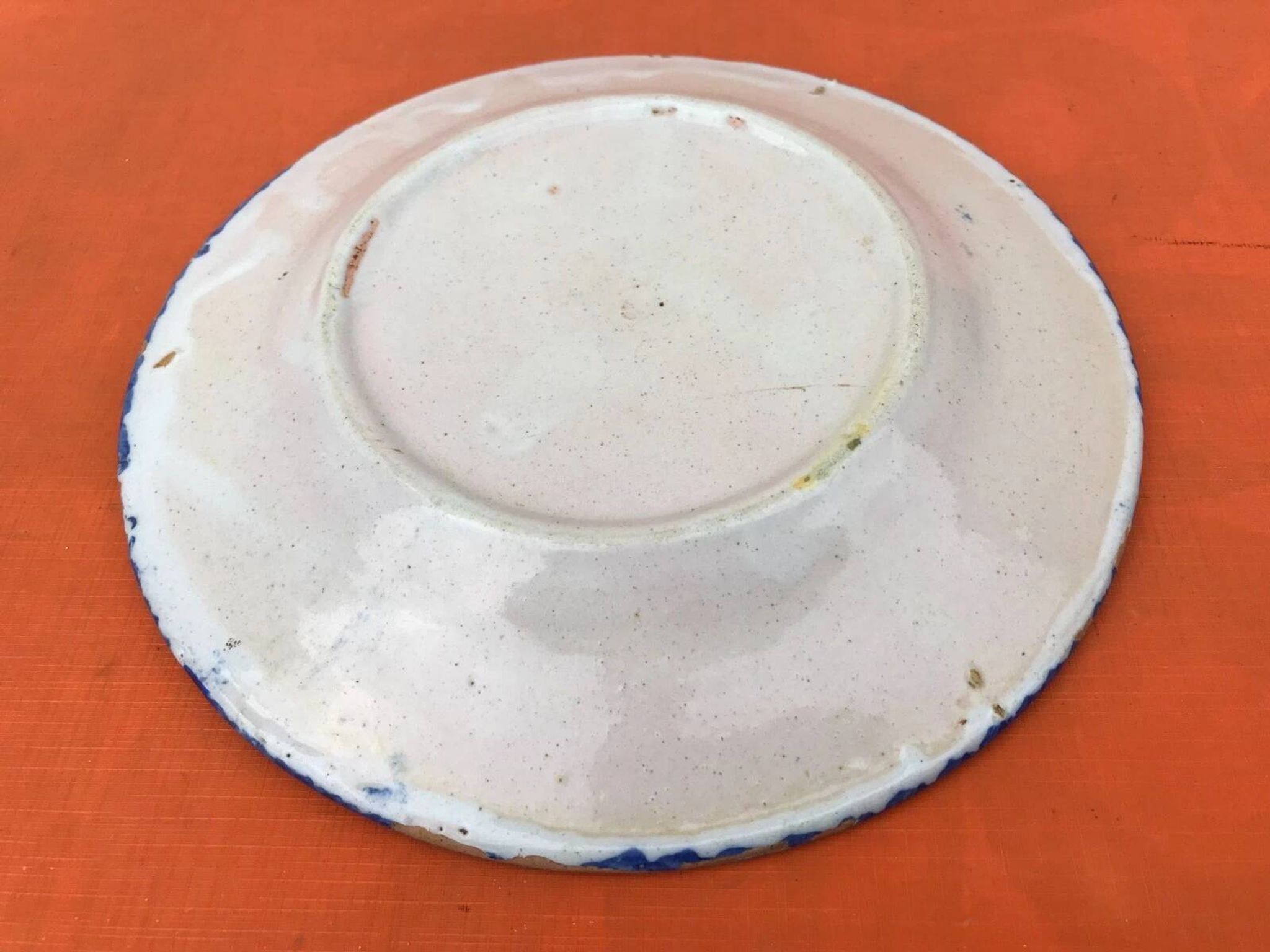 Faïence de Charolles Ancienne assiette Décor traditionnel