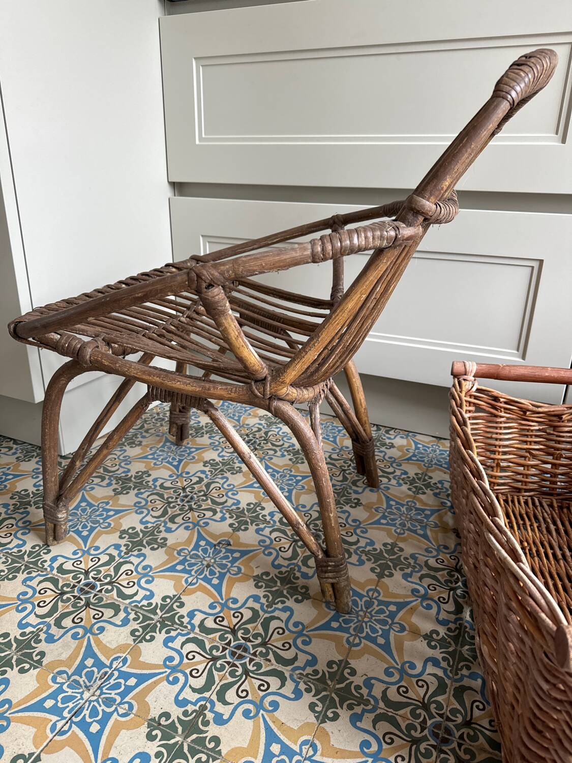Alex armchair