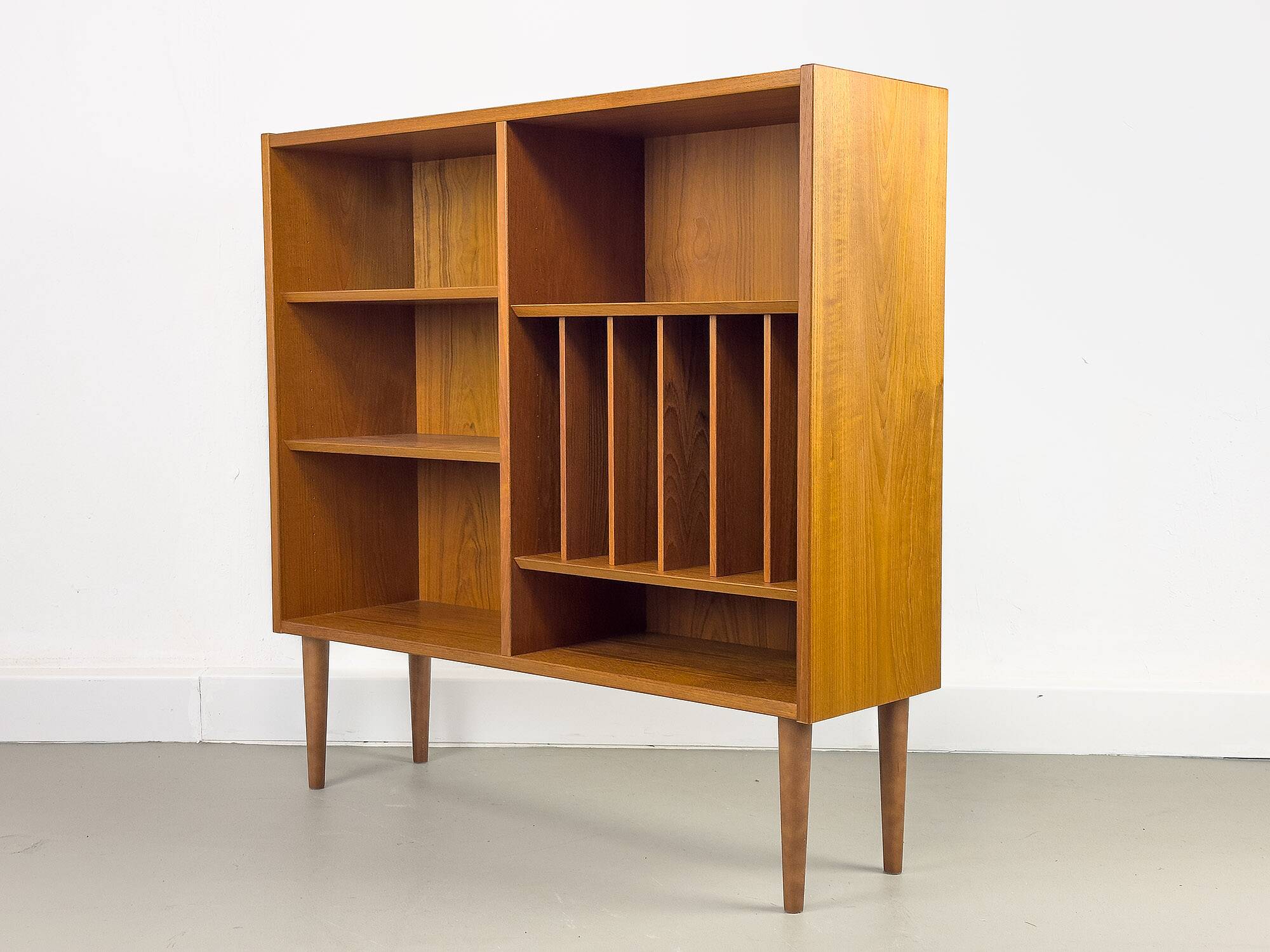 Vintage Danish Teak Bookshelf by Carlo Jensen for Hundevad & Co., 1960s