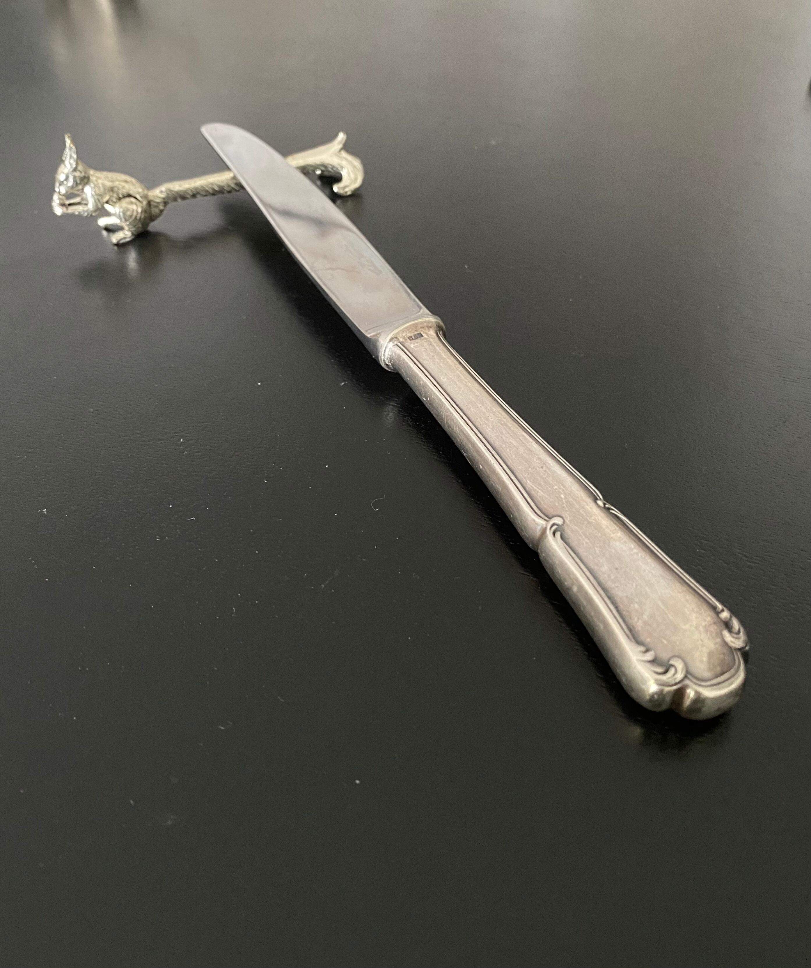 6 various animal knife holders