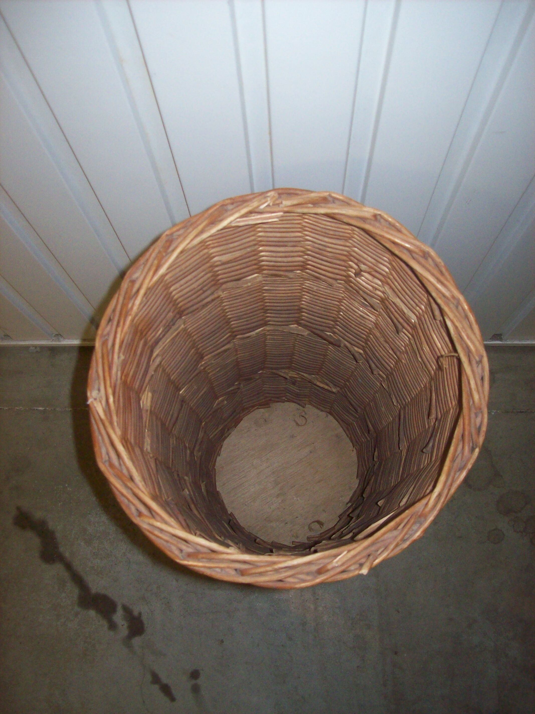 Porte parapluie en osier